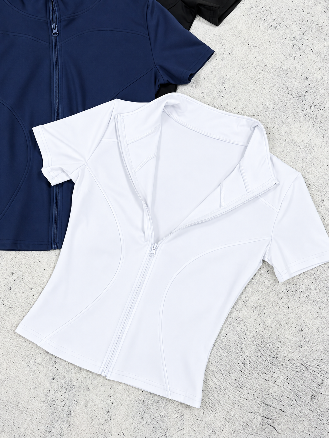 T-Shirt Zippé Sculptant